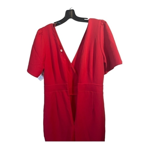 socialite Deep Surplice Neck Flutter Sleeve Jumpsuit - Picture 10 of 14